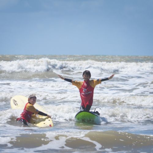 Stage de surf avec Oleron Surf Club école de surf île d'Oléron