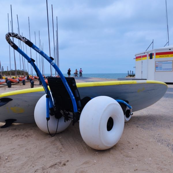 Oléron Surf Club propose des stages de surf pour les personnes en situation de handicap