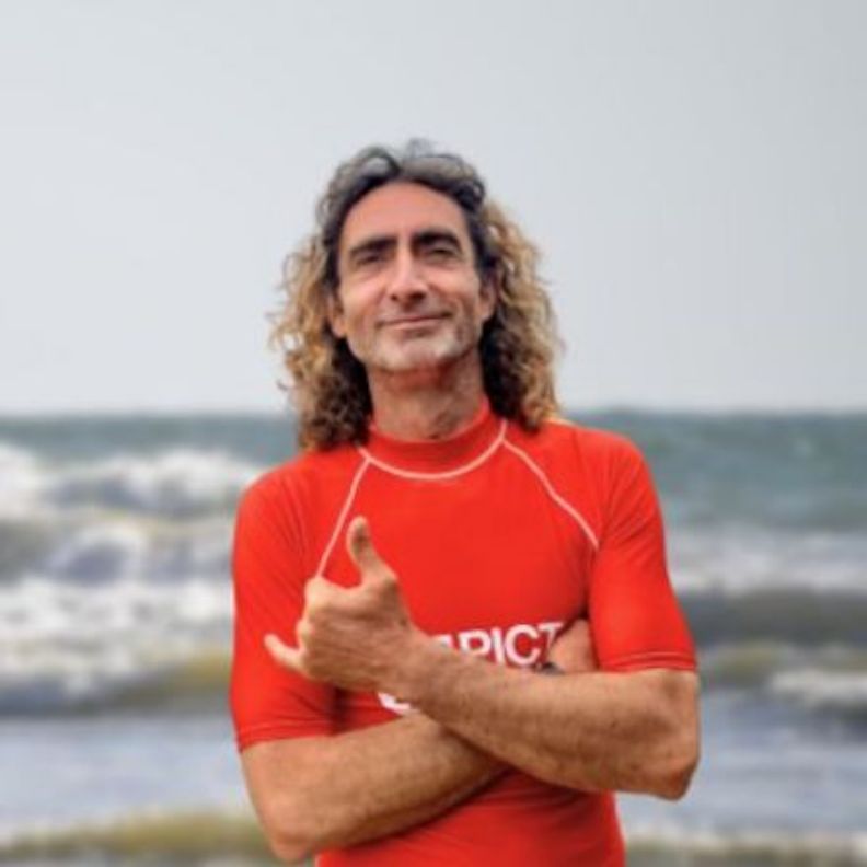 Lucky Moniteur Oléron Surf Club