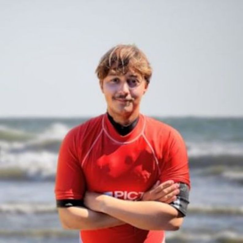 Paul Moniteur Oléron Surf Club